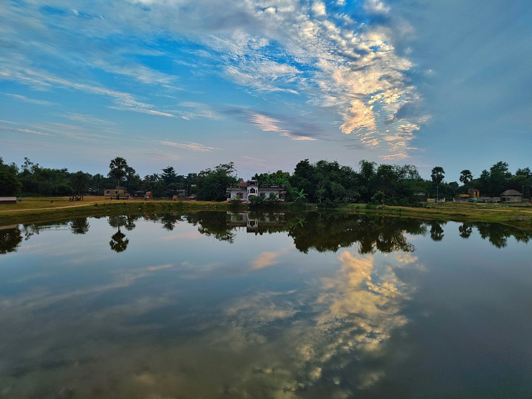 Lagoa Refletora de Angkor Wat: magia ao pôr do sol - Reflecting Pond | Secret World Trip Planner