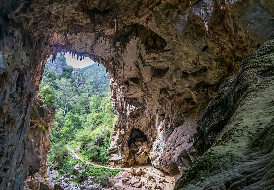 Пещеры Дженолан: самые древние известняковые пещеры Австралии - Jenolan Caves | Secret World Trip Planner