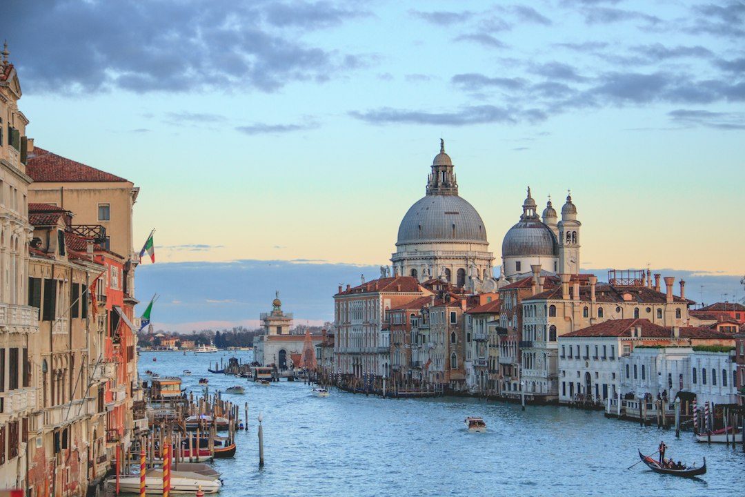 Günstige Ferien in Venedig 2026: Praktischer Leitfaden - Venezia | Secret World Trip Planner