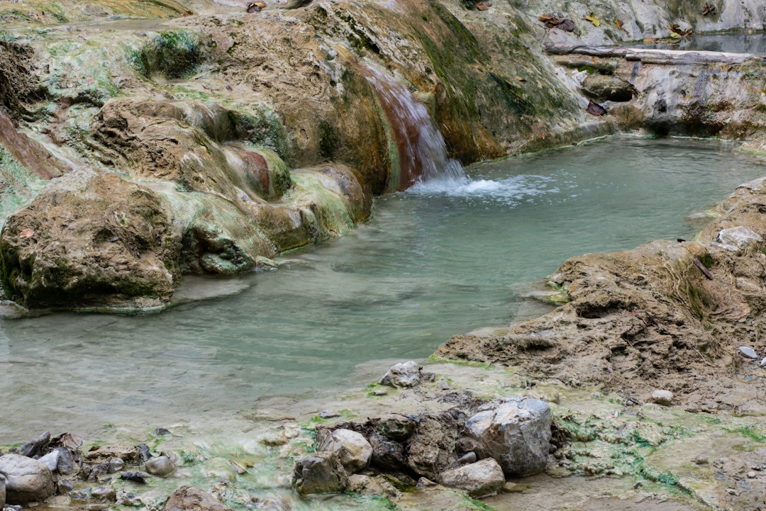 Bagni San Filippo: terme gratuite nella Val d'Orcia - 53023 Bagni San Filippo SI | Secret World Trip Planner