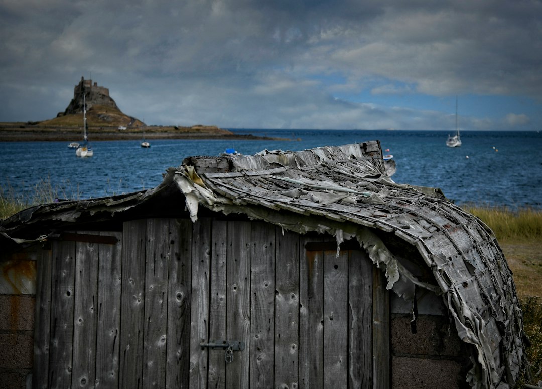 Castillo de Lindisfarne: el faro de la isla de mareas - Holy Island | Secret World Trip Planner