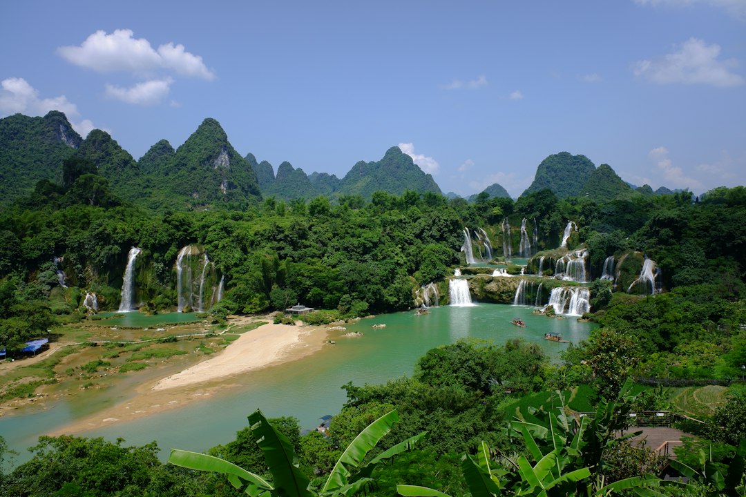 Водопады Бан Гиок: шум вьетнамской границы - Đàm Thủy | Secret World Trip Planner