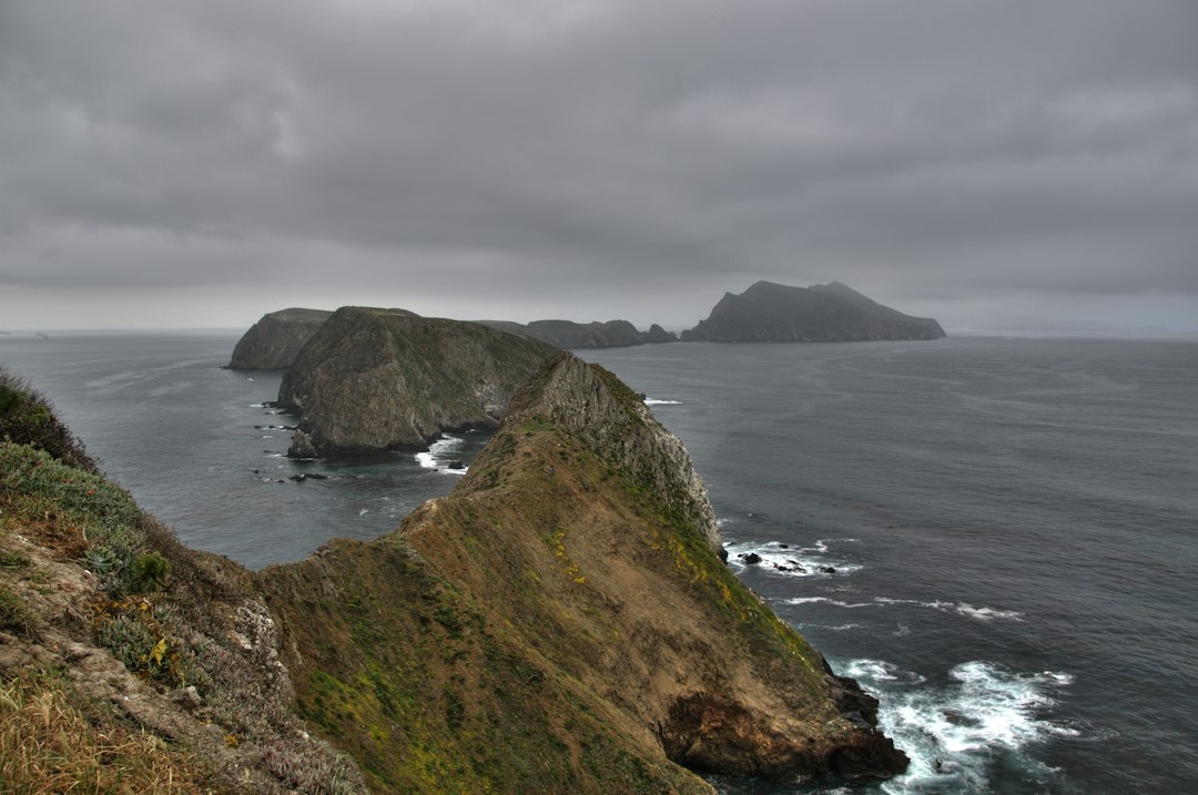 Faro de la Isla Anacapa: luz del Pacífico salvaje - Ventura | Secret World Trip Planner