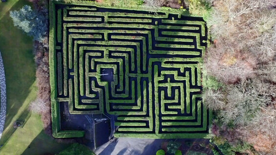 An awesome 80-year-old maze at Hazlehead Park — Aberdeen