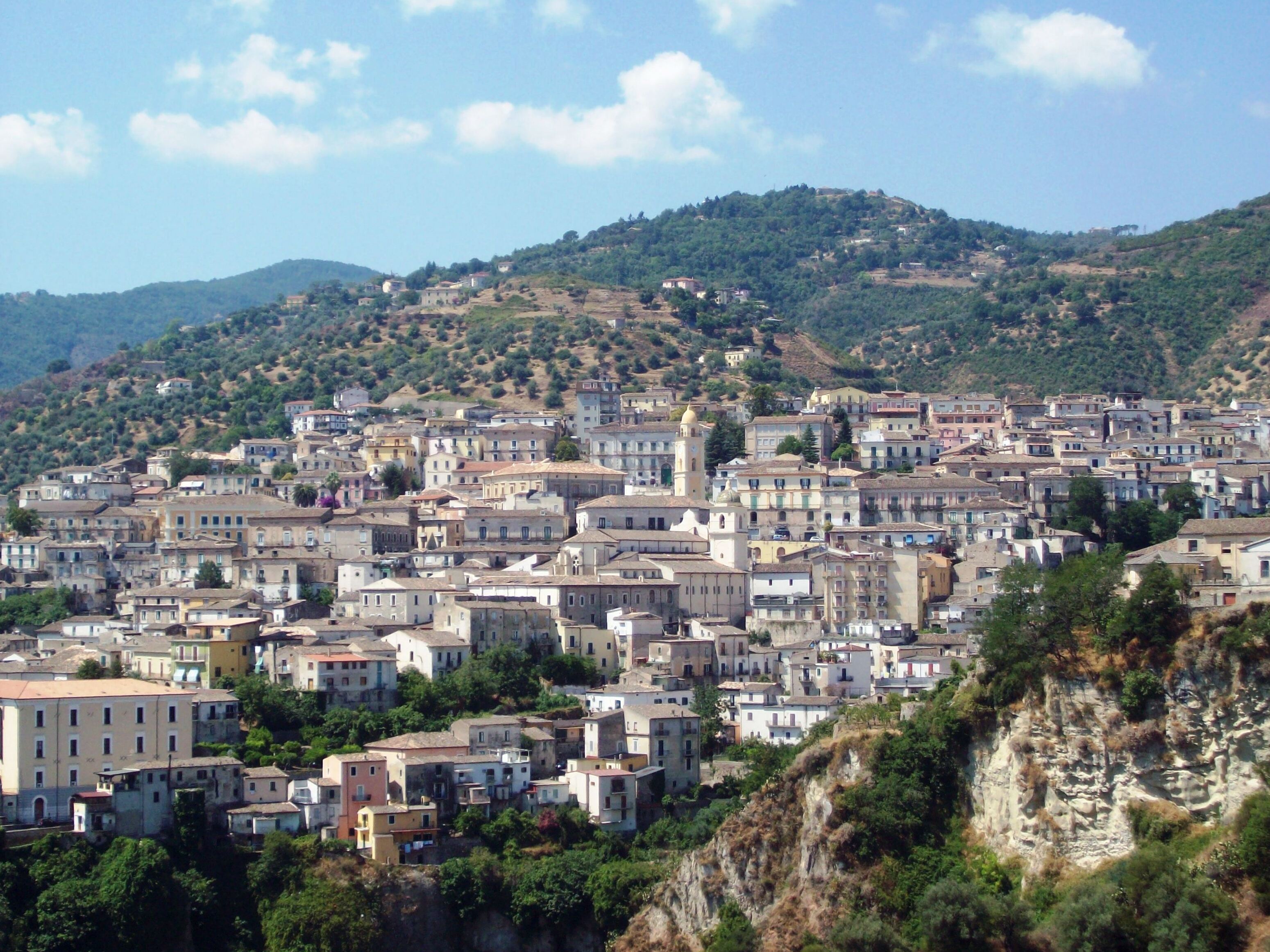 Calabria: Rossano - Uno splendido Borgo ai piedi della Sila Greca - Rossano | Secret World Trip Planner