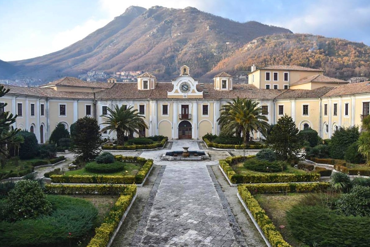 Mercogliano e o Palácio da Abadia de Loreto - Mercogliano | Secret World Trip Planner