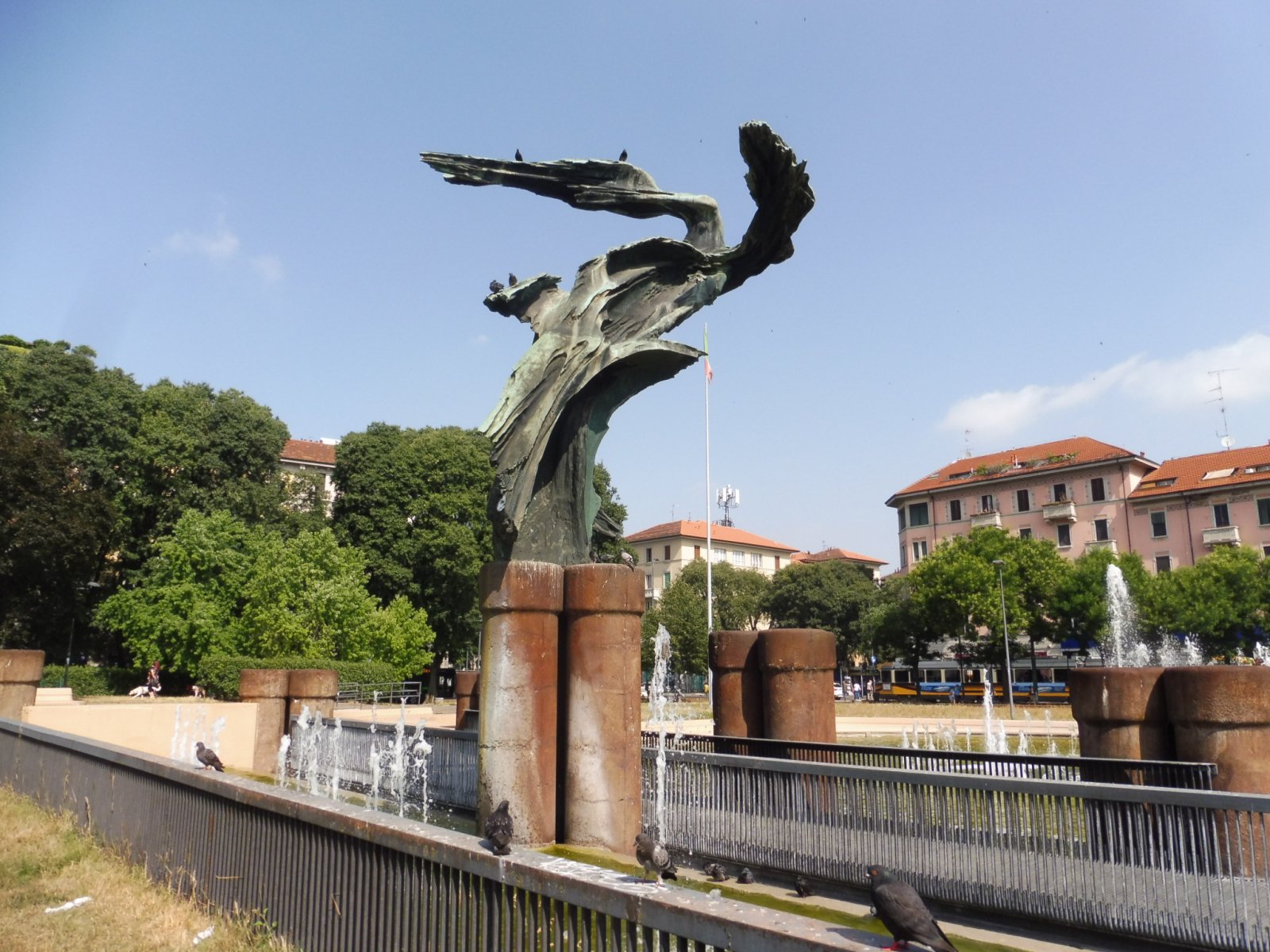 The fountain-monument to the Sailors of Italy - Milano | Secret World Trip Planner