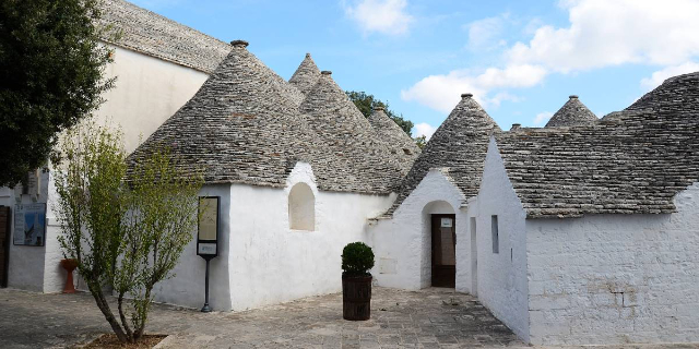 Pezzolla Huis - Alberobello | Secret World Trip Planner