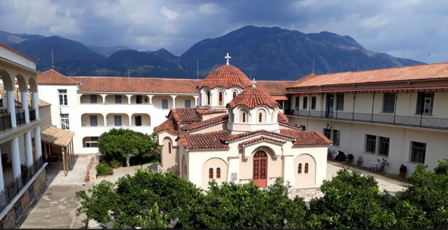 Monastero di Kalograion Tessitura della seta - Kalamata | Secret World Trip Planner