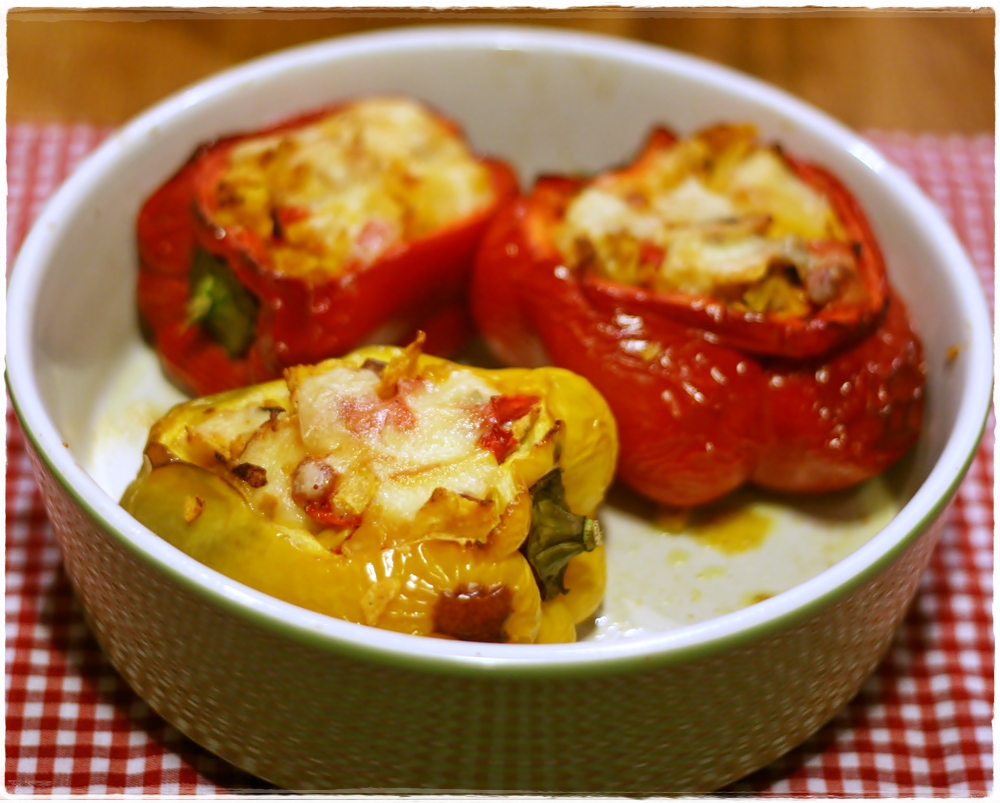 Pimiento relleno o Puparuolo 'mbuttunato - Napoli | Secret World Trip Planner