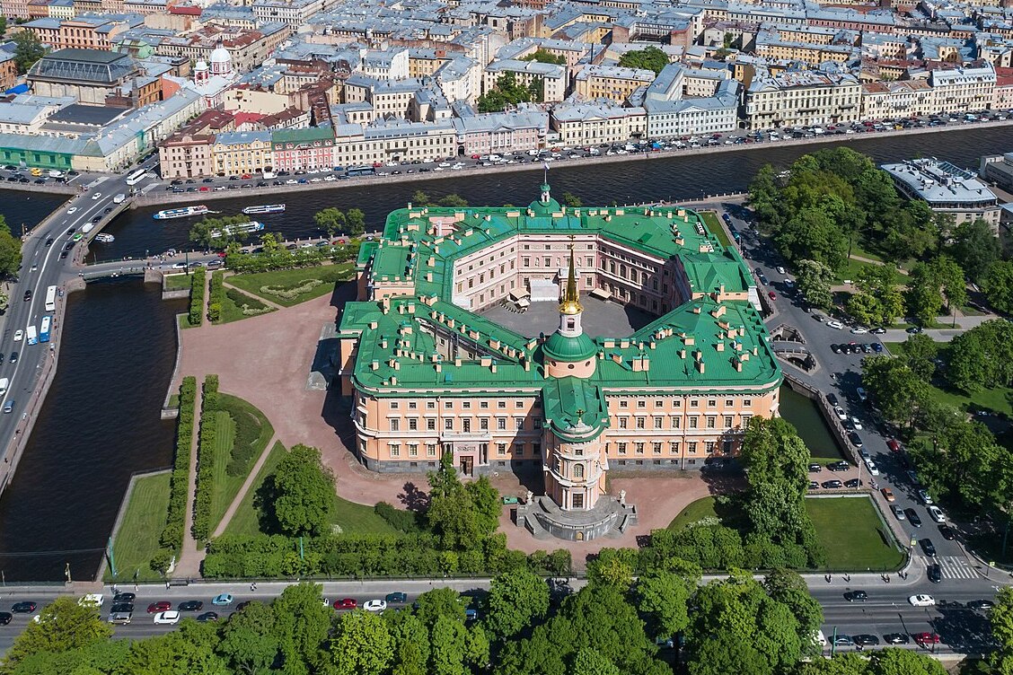 São Petersburgo: o Castelo de Mikhaylovsky - Sankt-Peterburg | Secret World Trip Planner