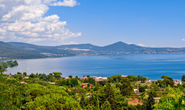 Il lago di Bracciano - Lago di Bracciano | Secret World Trip Planner