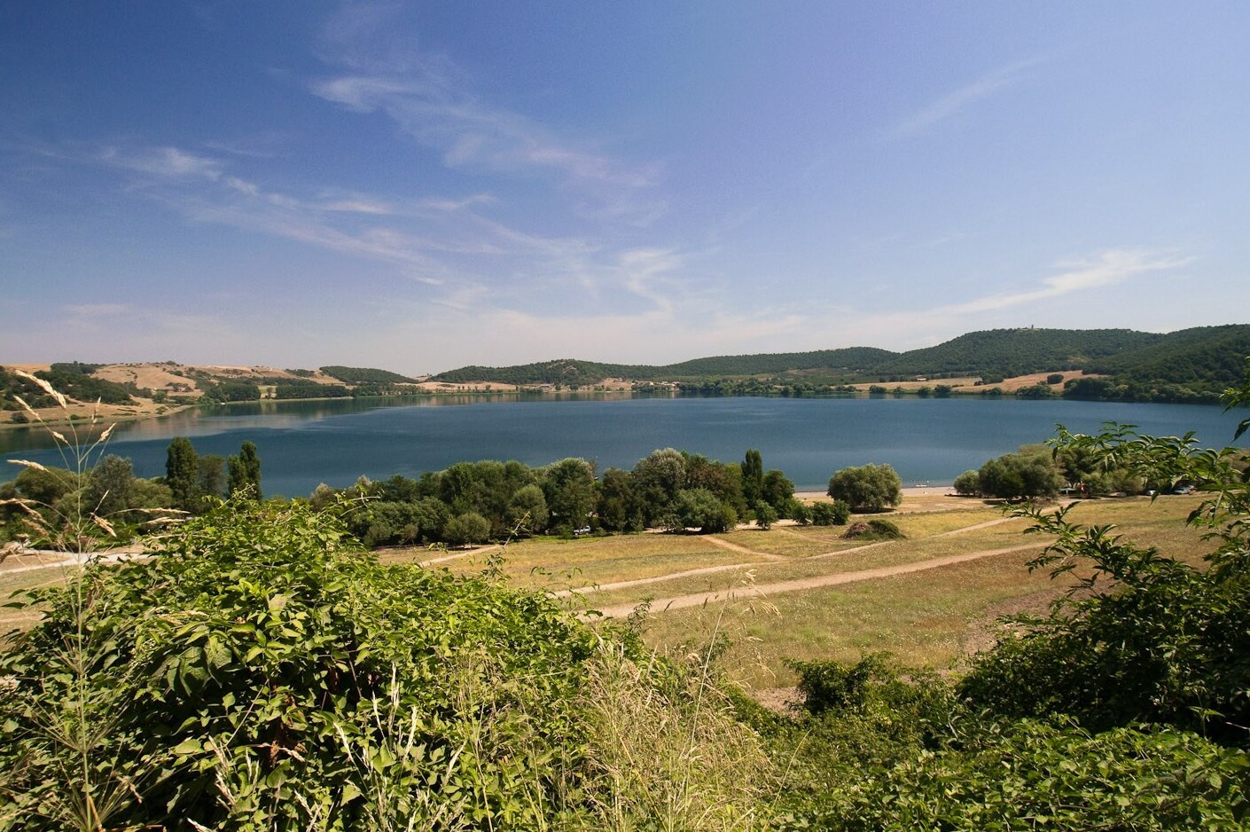 Lago di Martignano, un gioiello a pochi km da Roma - Lago di Martignano | Secret World Trip Planner