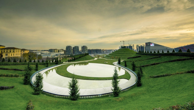 De langste bank ter wereld - Milano | Secret World Trip Planner