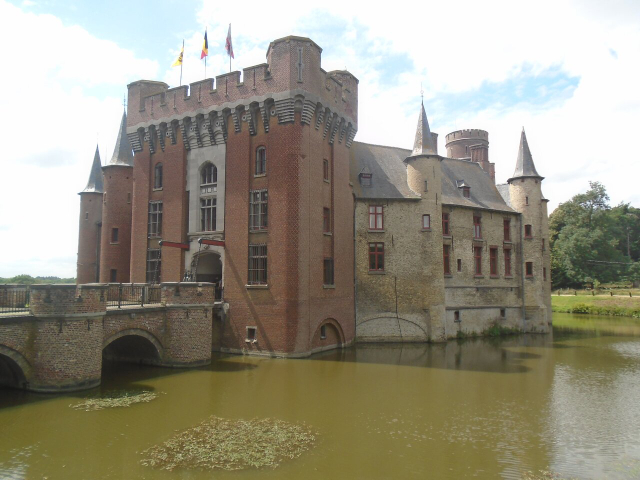Castelo de Wijnendale - Torhout | Secret World Trip Planner
