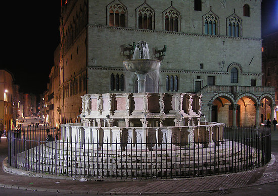 Fontana Maggiore  - Perugia | Secret World Trip Planner