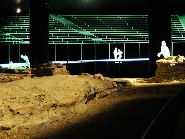 Anfiteatro romano subterráneo del Guildhall - Guildhall Yard | Secret World Trip Planner