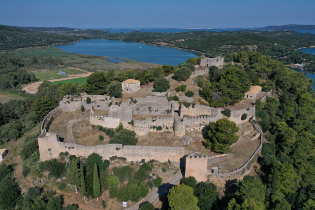 Vonitsa: das Schloss der acht Meister - Vonitsa | Secret World Trip Planner