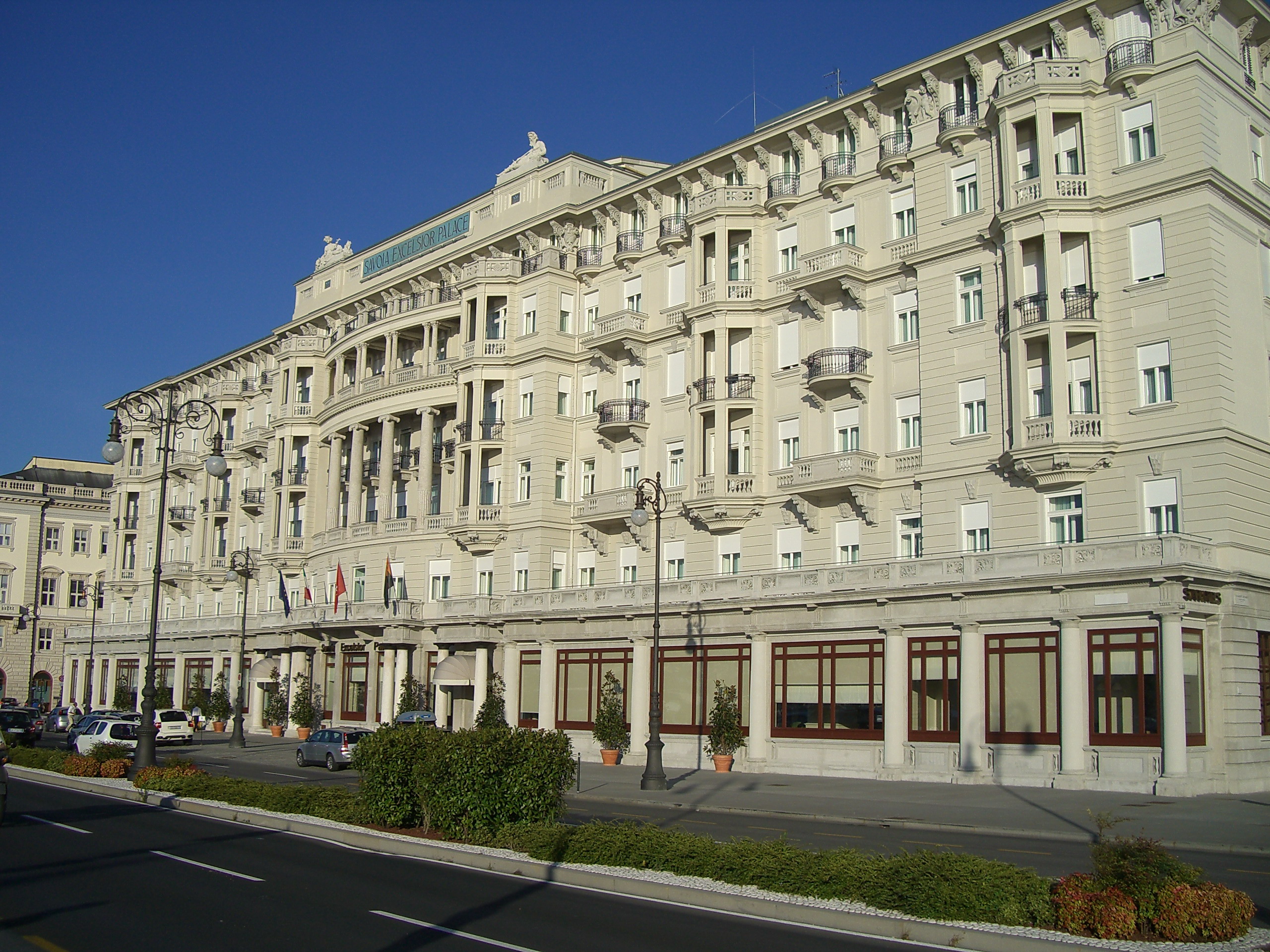 鳗鱼 - Trieste | Secret World Trip Planner
