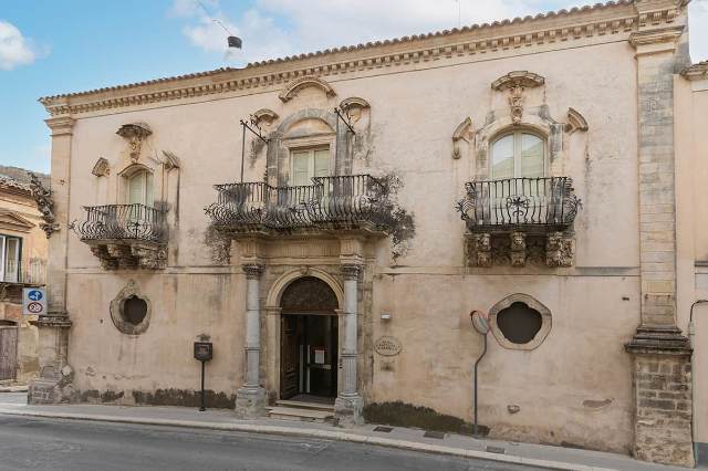 Zacco-paleis - Ragusa | Secret World Trip Planner