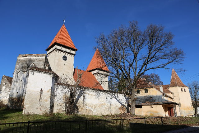 Ufortyfikowany kościół w Dealu Frumos - Dealu Frumos | Secret World Trip Planner