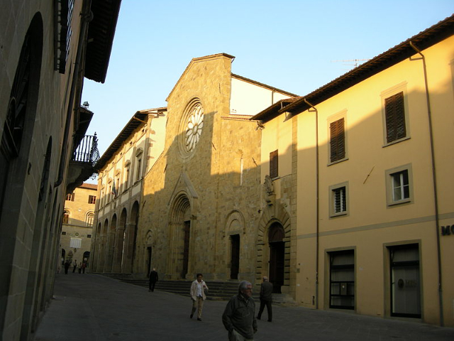 Co-Kathedraal Basiliek van Sint Jan de Evangelist — Sansepolcro