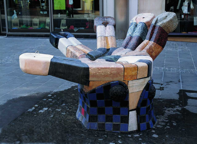 Fuente Hundertwasser - Tel Aviv-Yafo | Secret World Trip Planner