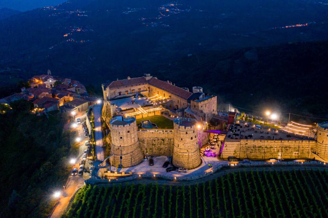 Kasteel van Rocca Cilento - Rocca Cilento | Secret World Trip Planner