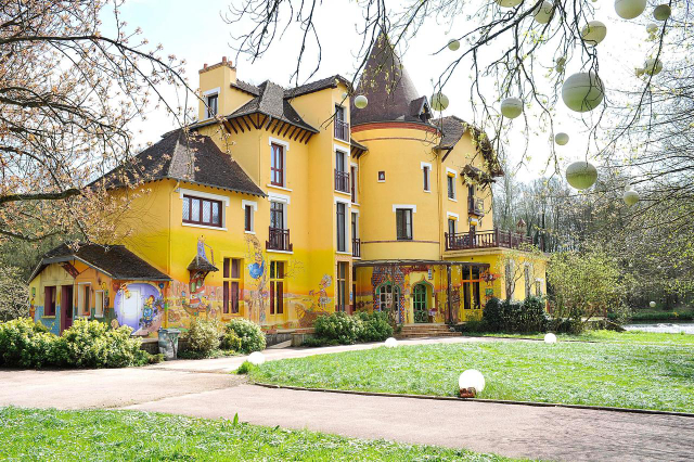 黄磨坊 - Crécy-la-Chapelle | Secret World Trip Planner