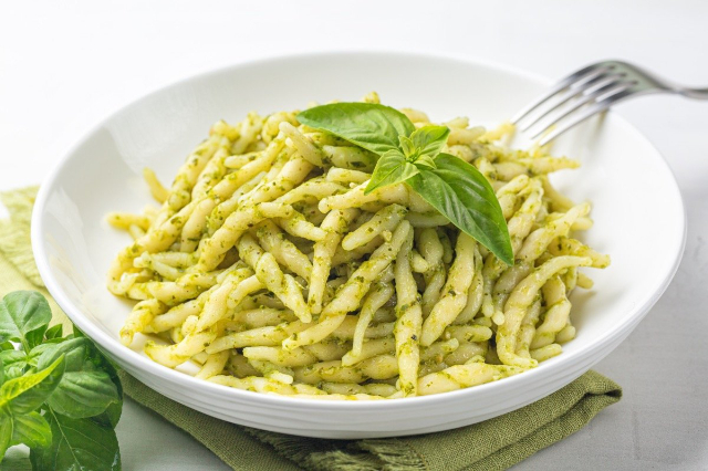 Trofie met pesto - Genova | Secret World Trip Planner