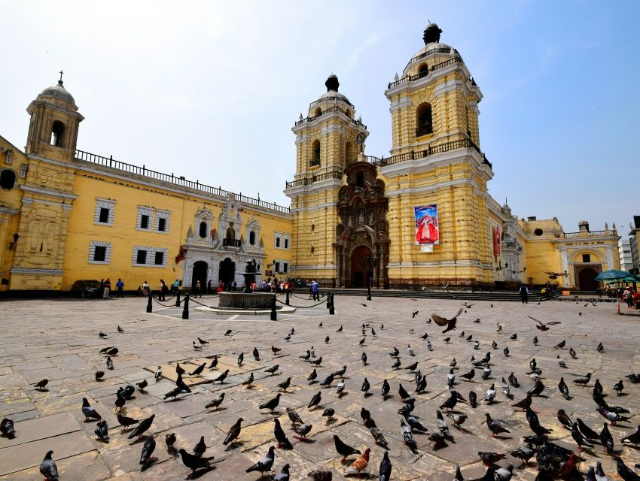 旧金山寺院 - Lima | Secret World Trip Planner