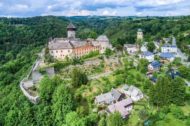 Kasteel Sovinec - Jiříkov | Secret World Trip Planner