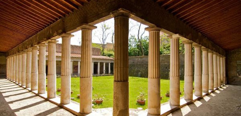 Oplonti en de villa van Poppea - Torre Annunziata | Secret World Trip Planner