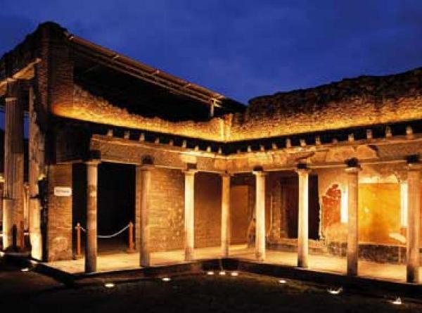 Oplonti en de villa van Poppea - Torre Annunziata | Secret World Trip Planner