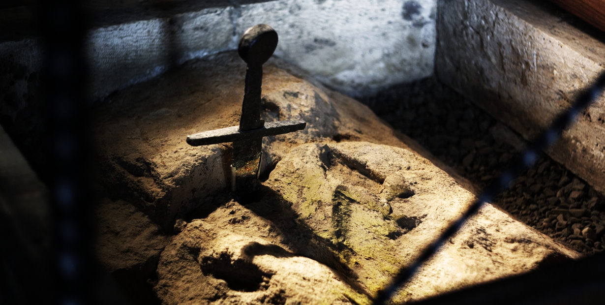 Das Schwert im Stein - Chiusdino | Secret World Trip Planner