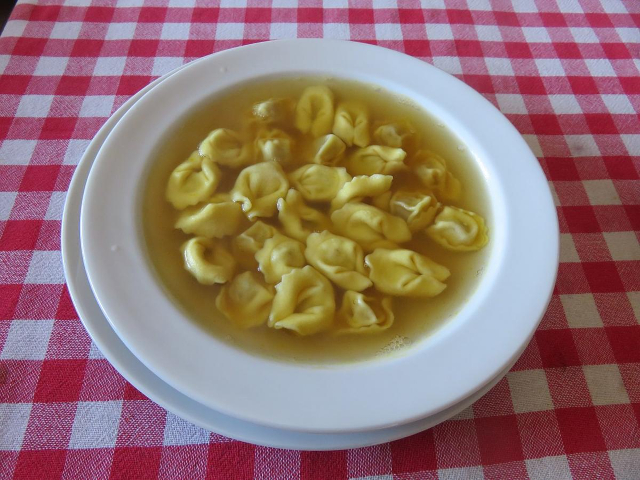 Cappelletti au bouillon - Rimini | Secret World Trip Planner