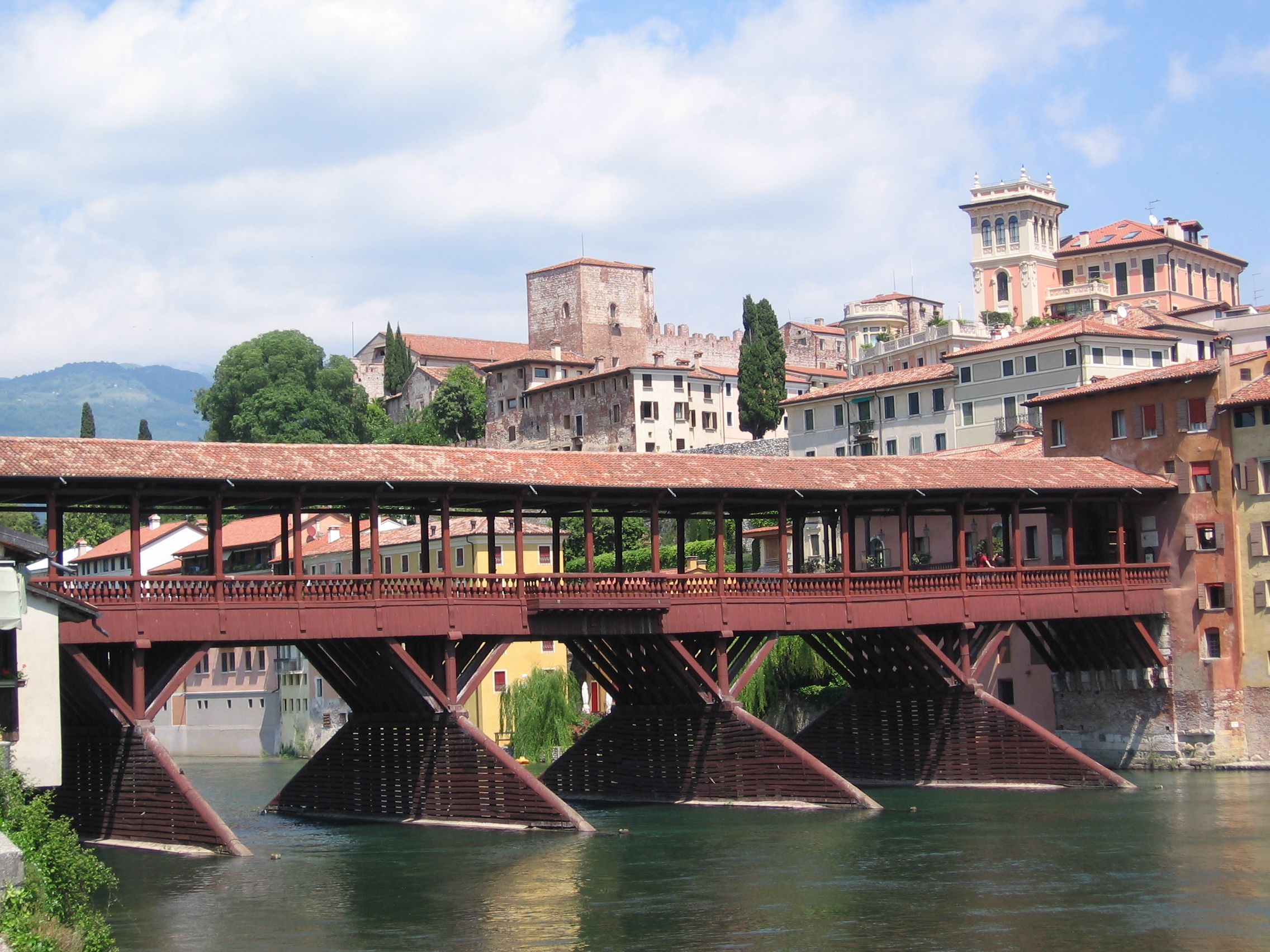 Brug van Bassano - Bassano del Grappa | Secret World Trip Planner