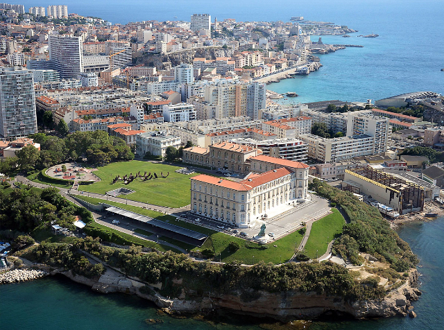 法罗公园 - Marseille | Secret World Trip Planner