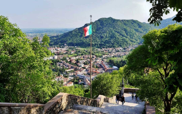 瑟拉瓦勒(SERRAVALLE) - Vittorio Veneto | Secret World Trip Planner