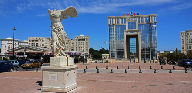 Distrito de L'Antígona - Montpellier | Secret World Trip Planner