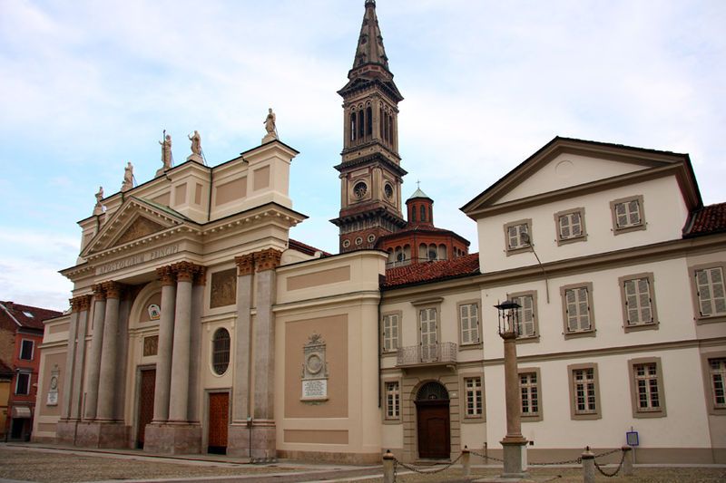 Kathedraal van Alexandrië - Alessandria | Secret World Trip Planner