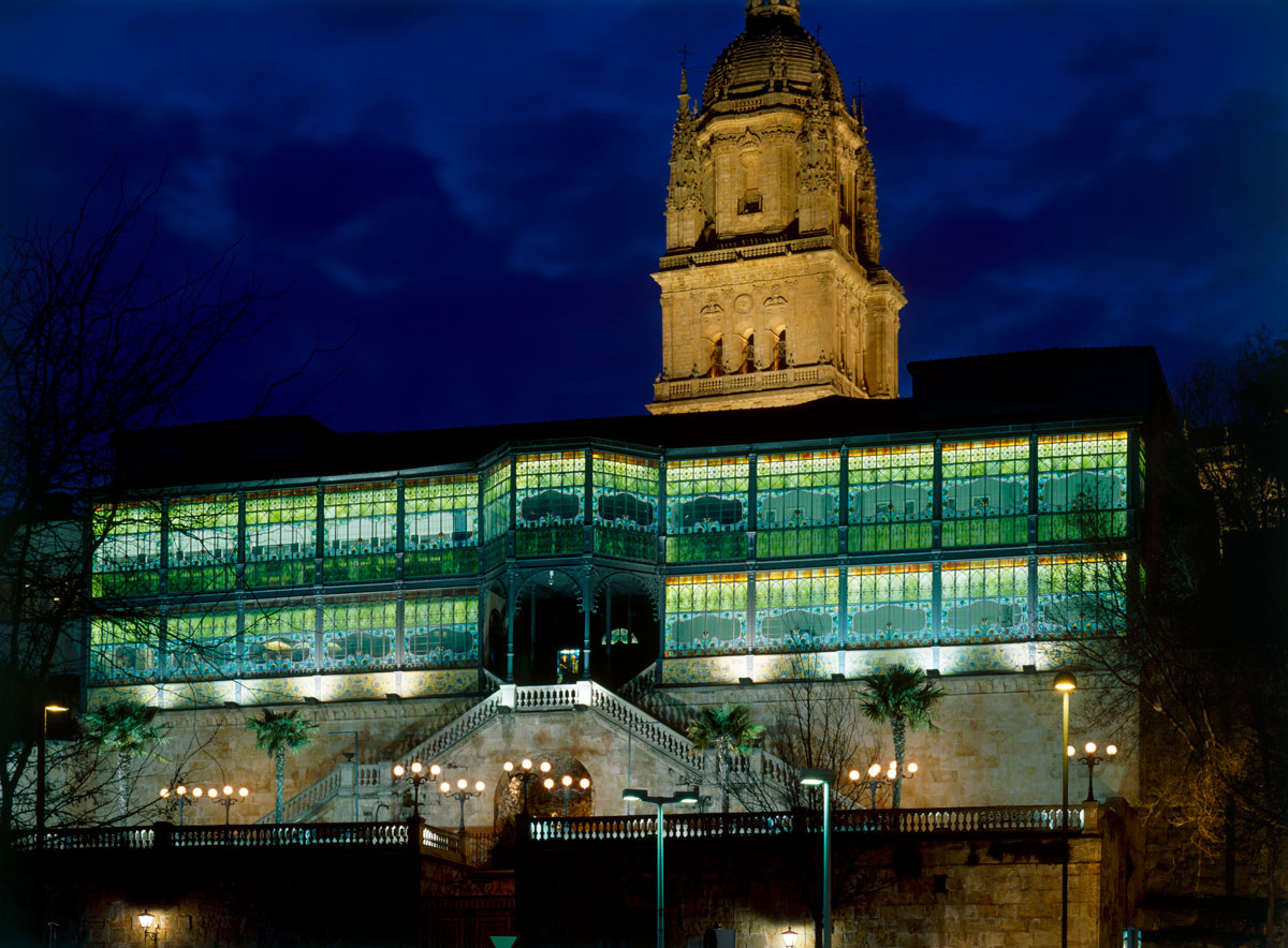 Art Nouveau en Art Deco Museum - Salamanca | Secret World Trip Planner