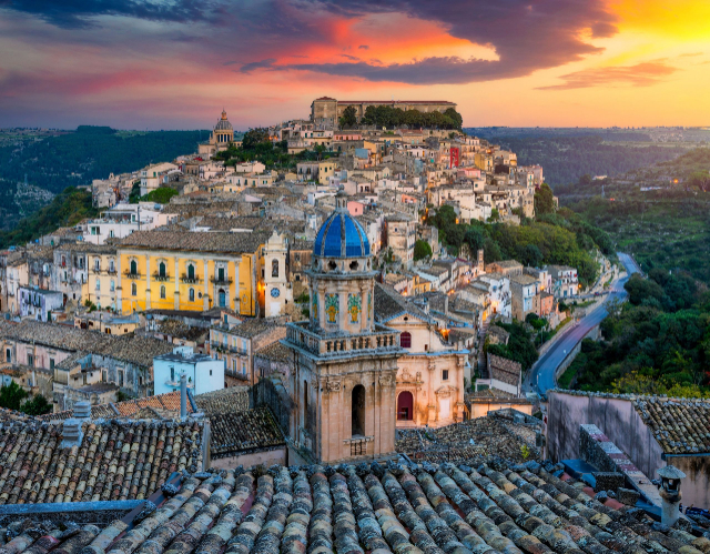 Ragusa van Montalbano - Ragusa | Secret World Trip Planner
