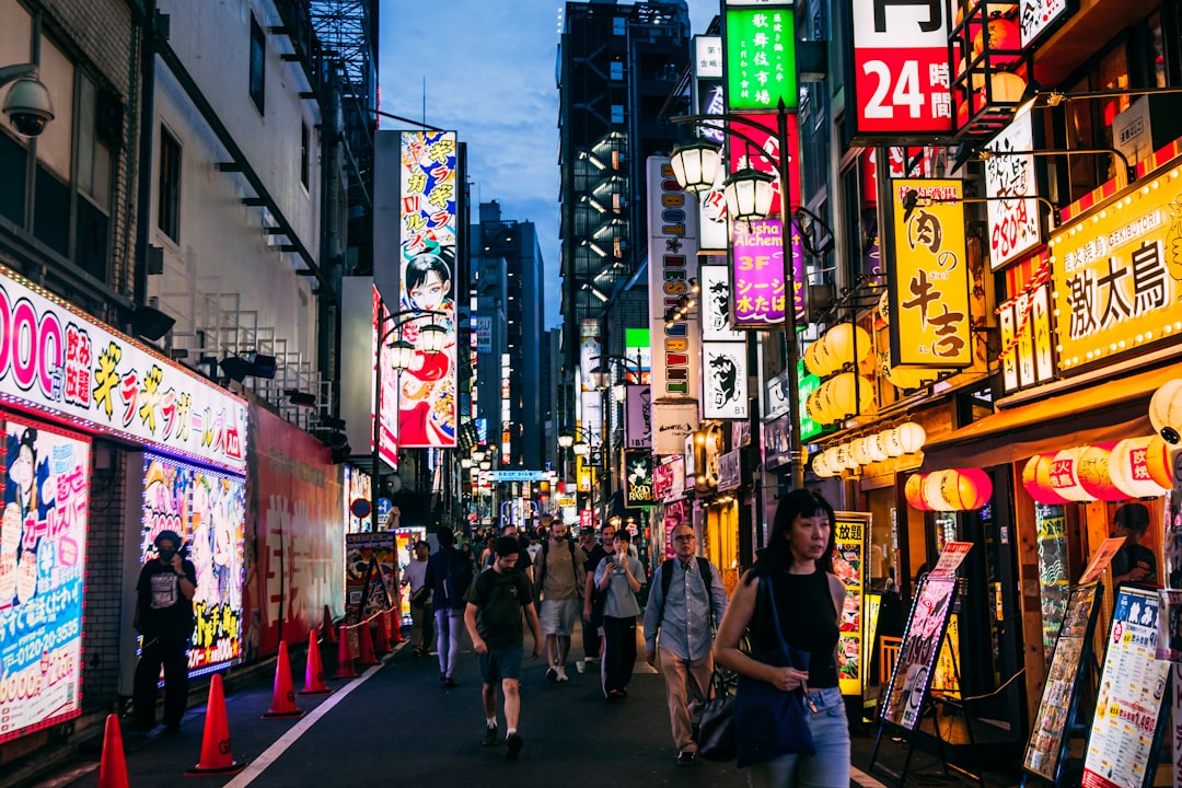 沖縄一人旅FAQ:行く前に知っておきたいこと - Tokyo | Secret World Trip Planner