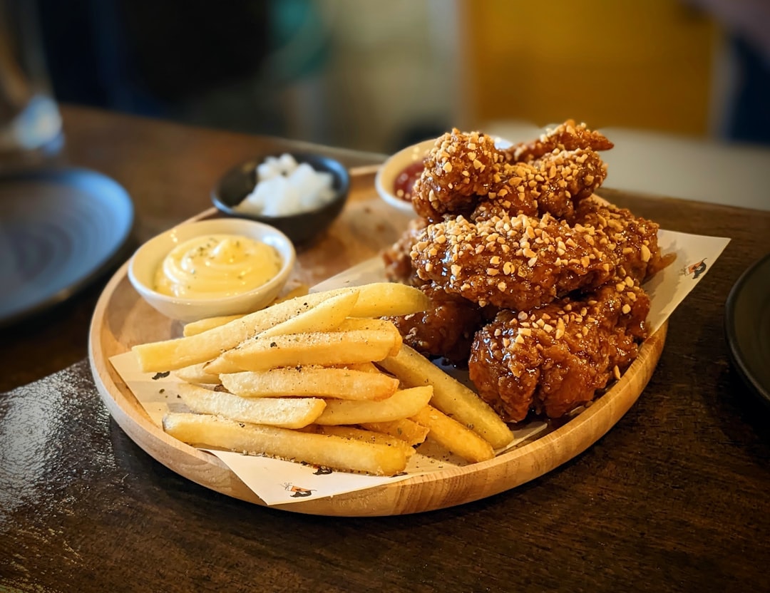 강남 치킨 하루: 한국 프라이드 치킨 완벽 코스 - Gangnam | Secret World Trip Planner