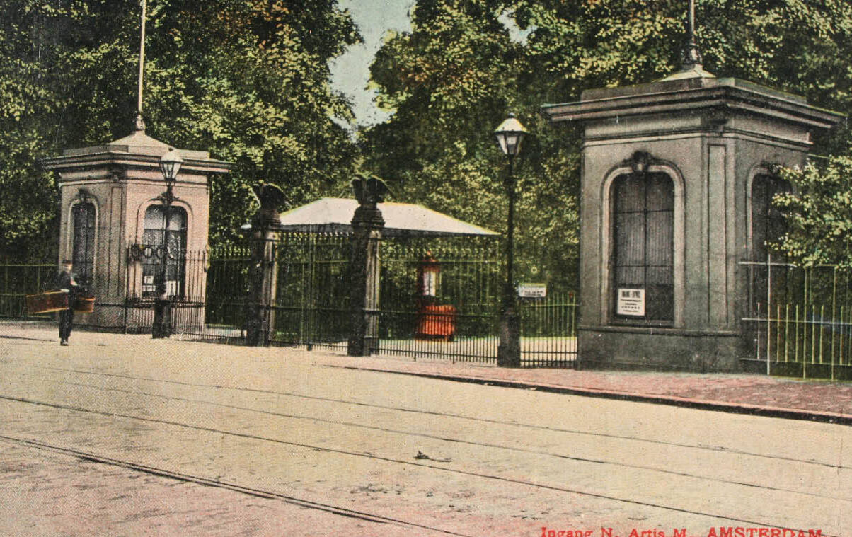 Naturis Artis Magistra, the oldest Zoo in Holland - Amsterdam | Secret World Trip Planner