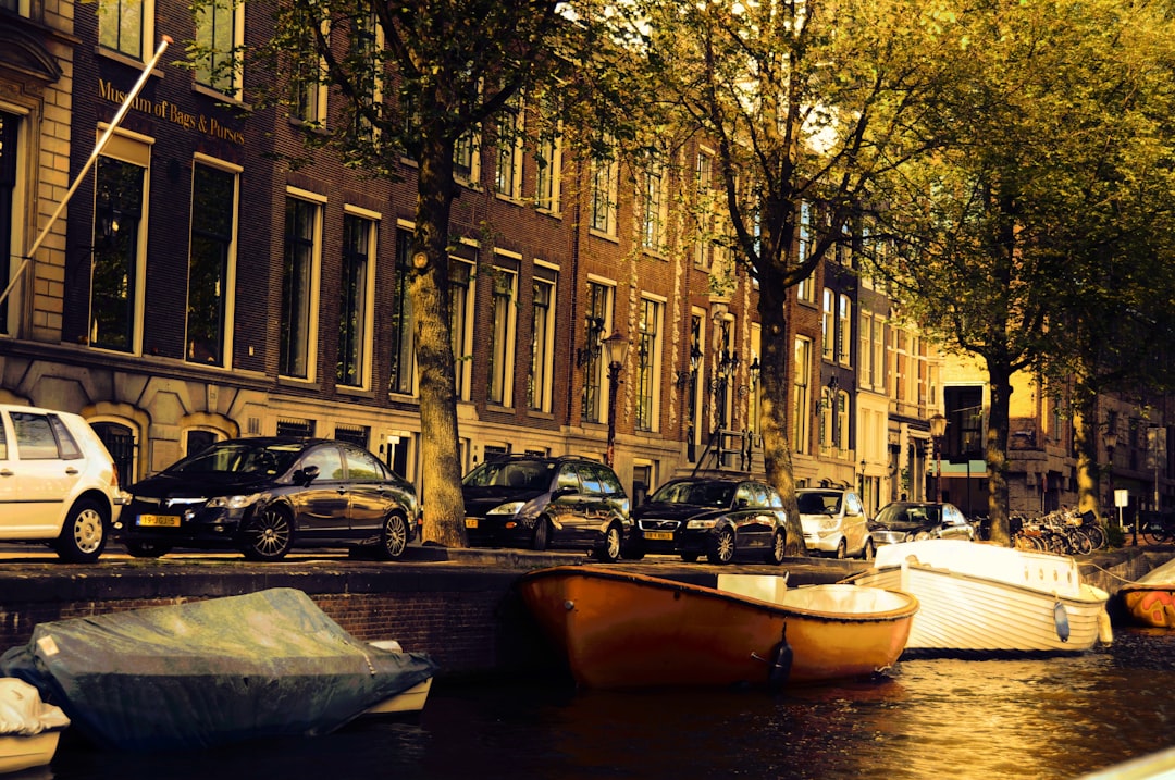 The Bag and Purse Museum - Amsterdam | Secret World Trip Planner