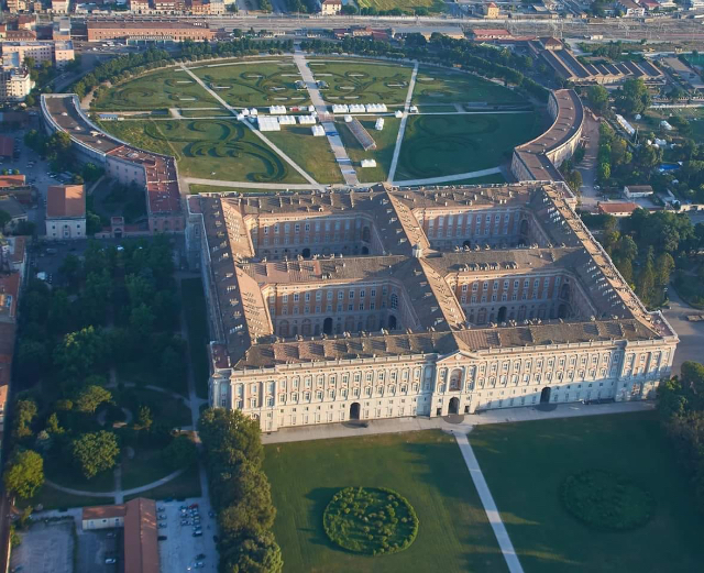 Der Königspalast von Caserta - Caserta | Secret World Trip Planner