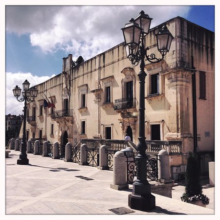 Palácio Filangeri Cutò - Santa Margherita di Belice | Secret World Trip Planner
