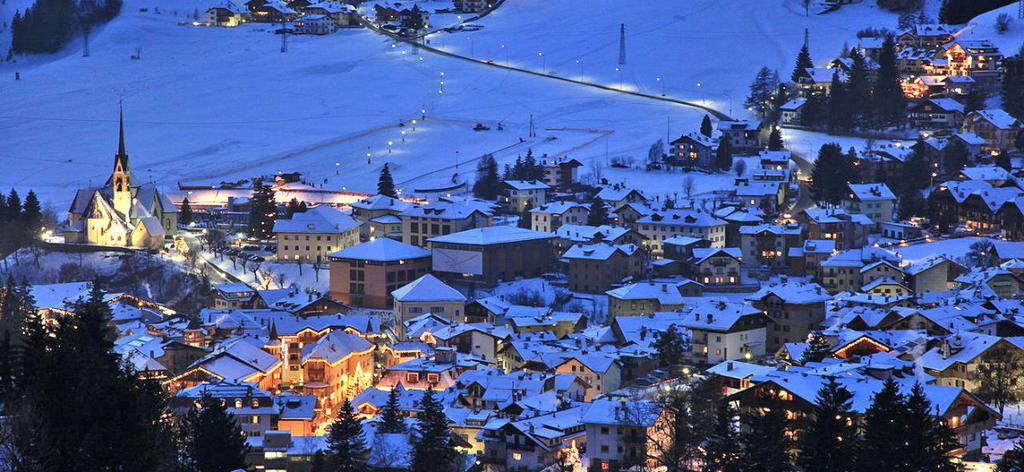 Moena e as luzes de Val di Fassa - Moena | Secret World Trip Planner